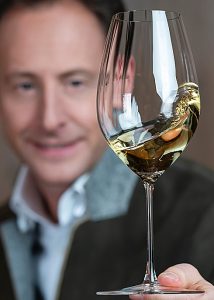 Max Riedel with Performance Sauvignon Blanc glass 